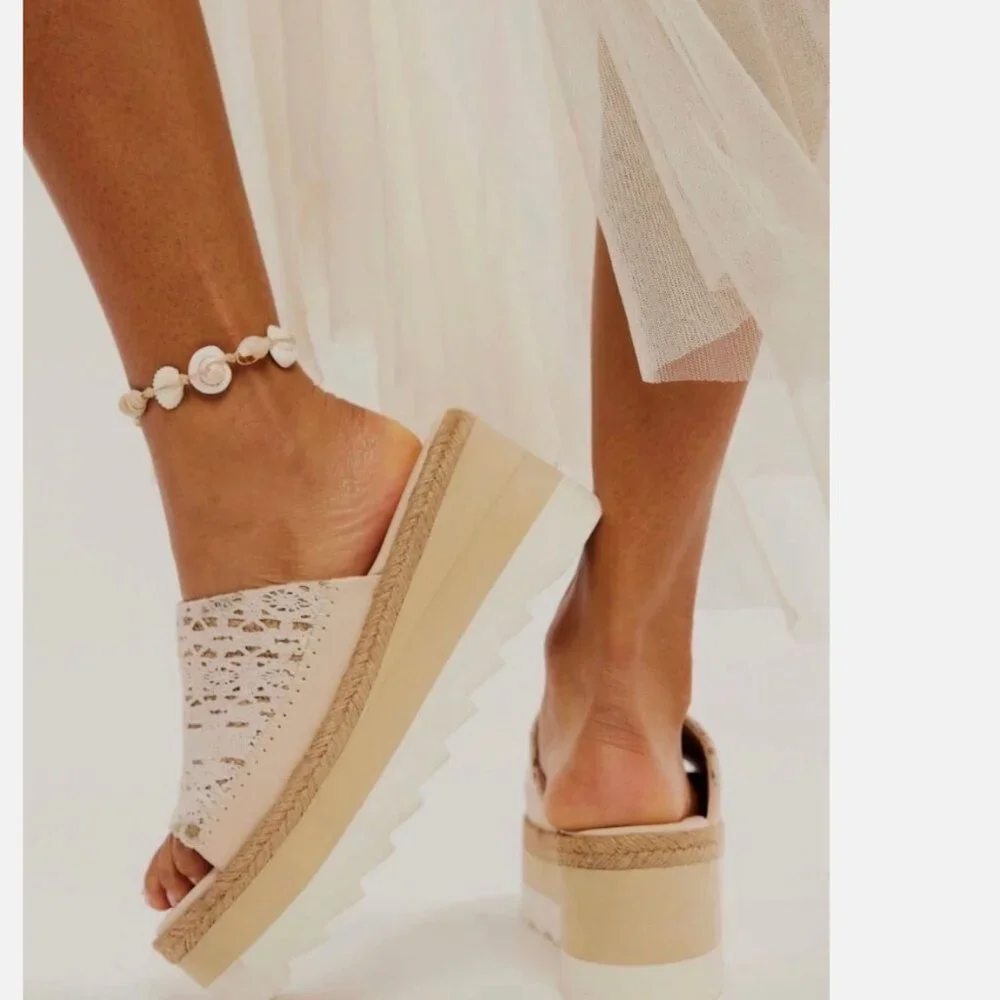 NEW Free People Santorini Platform Slide Sandal (Women) 10M, PLASTER READ